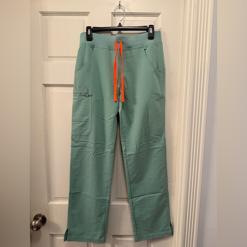 Figs Jade Cargo Scrub Pants XS